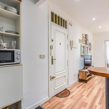 Апартаменты Apartamento Plaza De Lavpies Мадрид Экстерьер фото