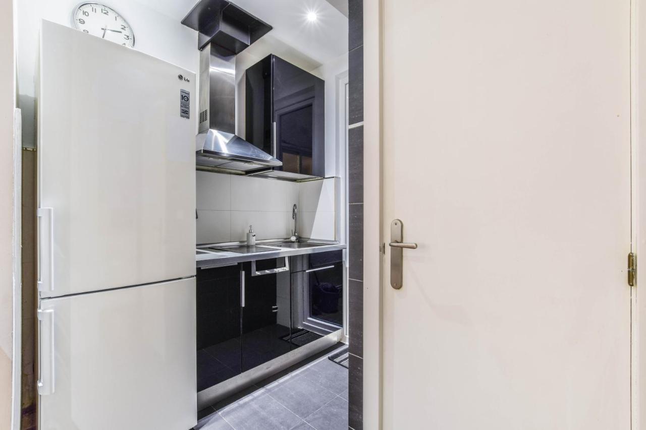 Апартаменты Apartamento Plaza De Lavpies Мадрид Экстерьер фото