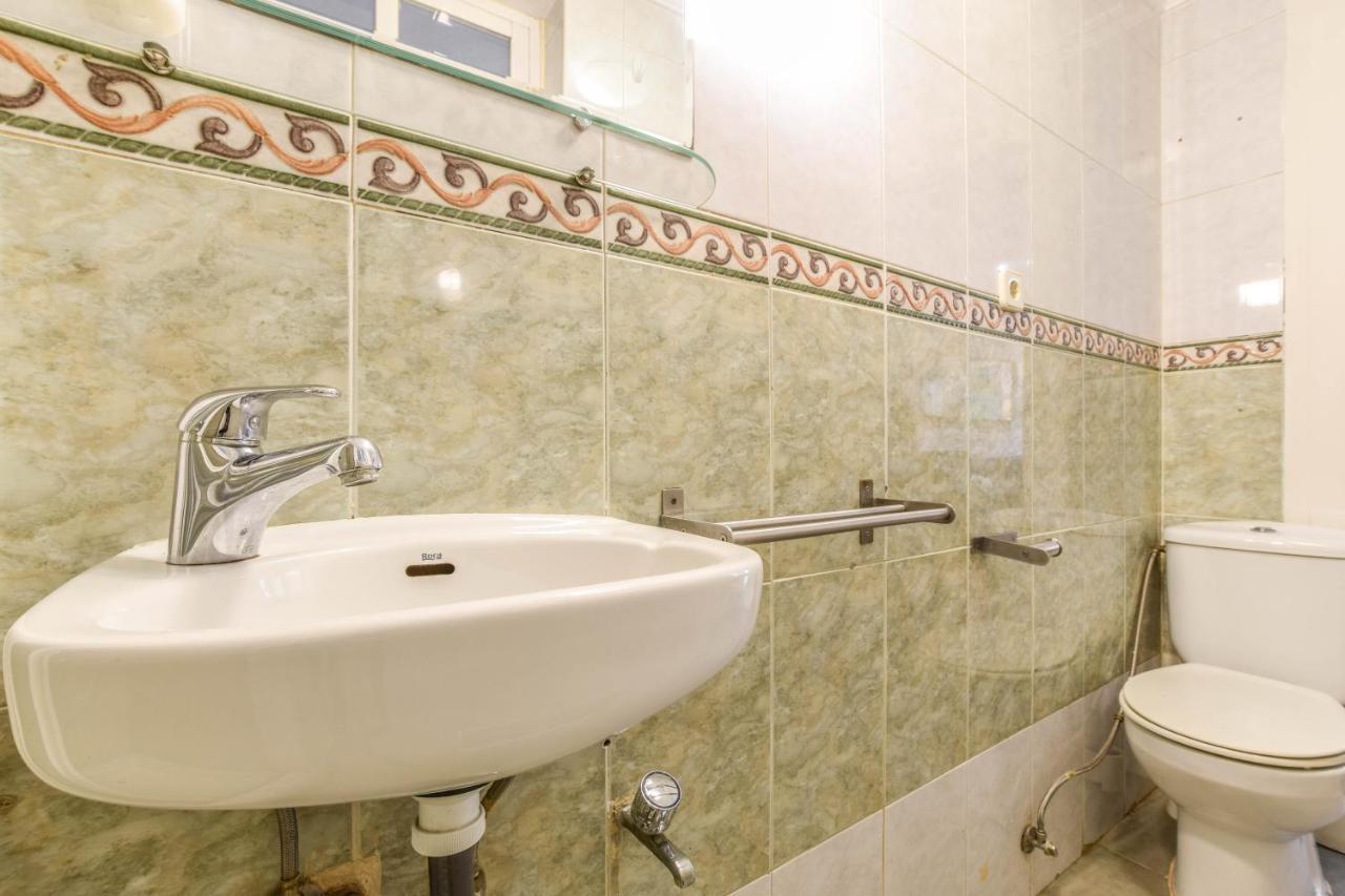 Апартаменты Apartamento Plaza De Lavpies Мадрид Экстерьер фото
