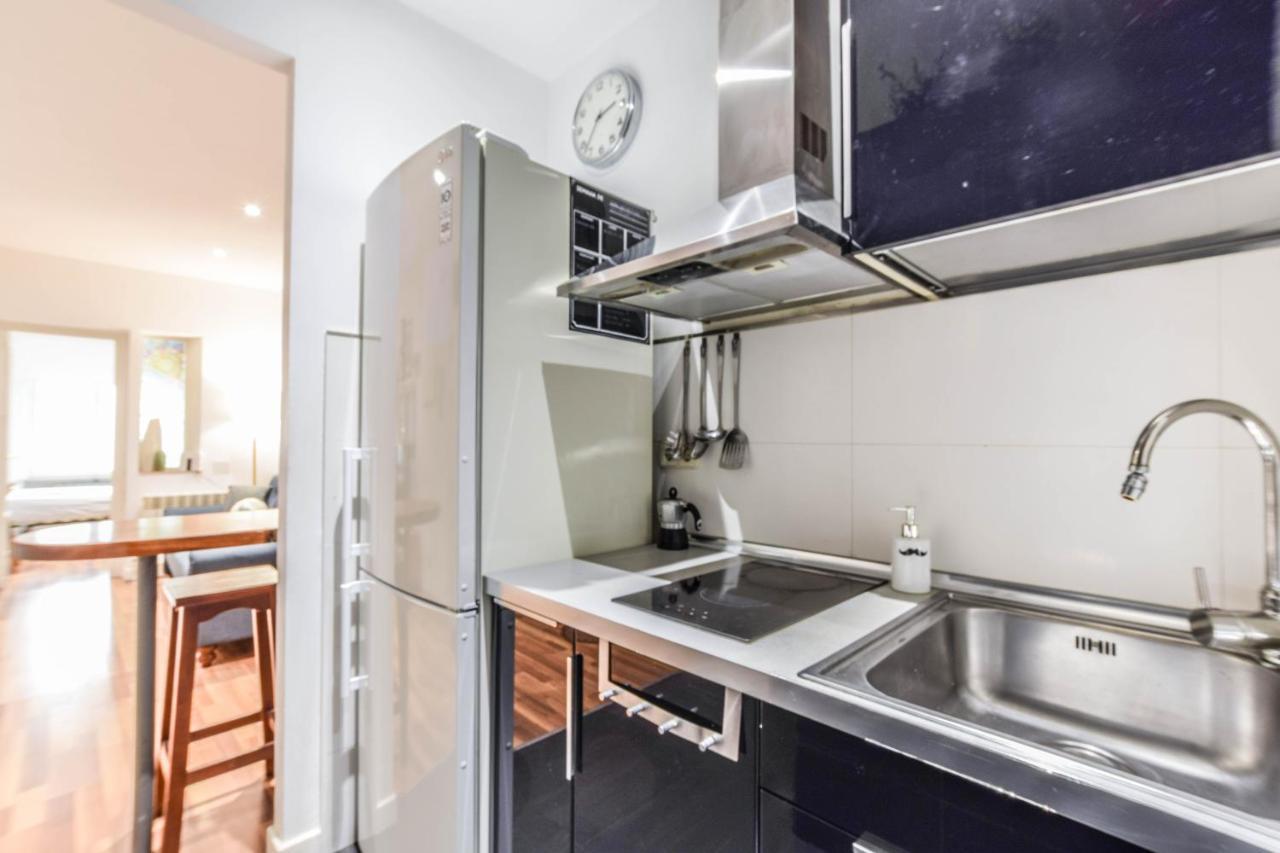 Апартаменты Apartamento Plaza De Lavpies Мадрид Экстерьер фото